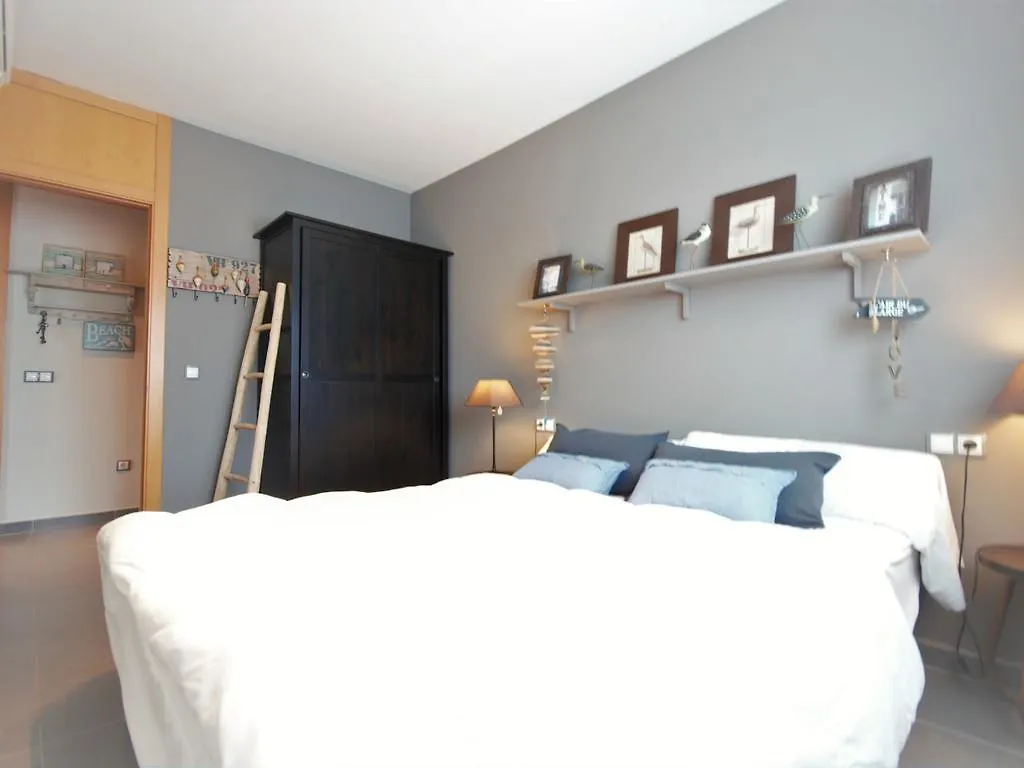 Lägenhet Belvilla By Oyo Bon Relax Flat Sant Pere Pescador